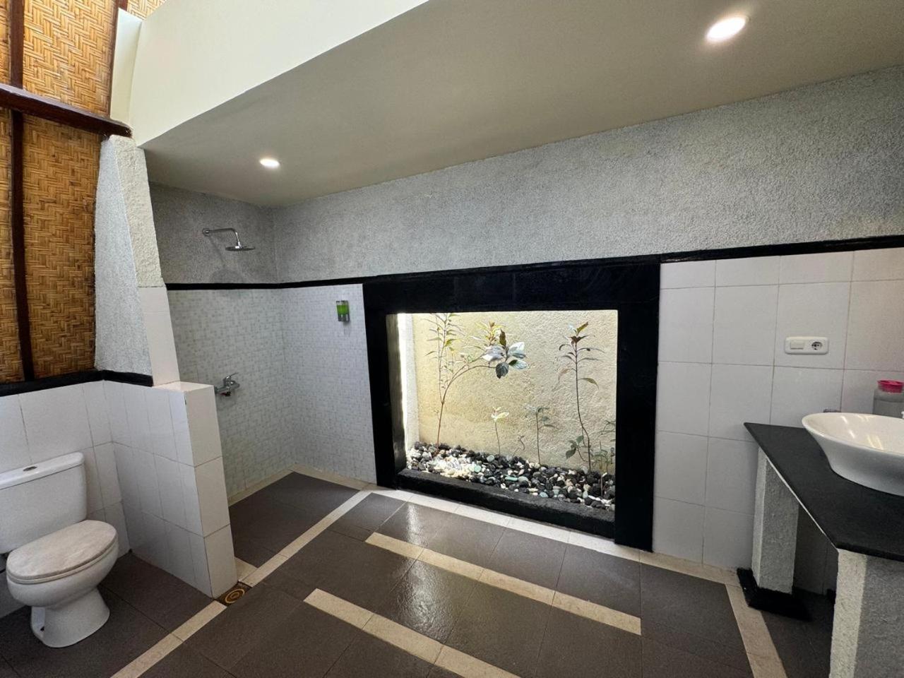 Sandy Beach Bungalows Gili Air Exterior photo