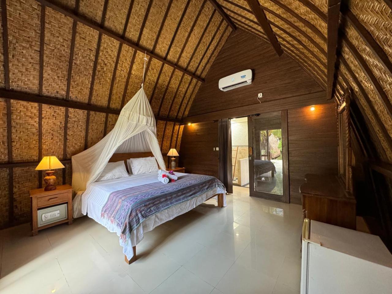 Sandy Beach Bungalows Gili Air Exterior photo