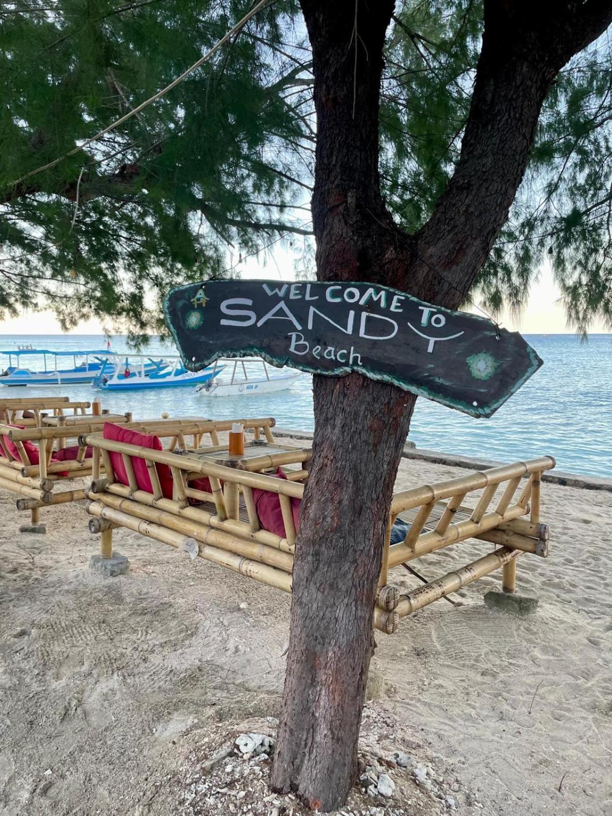 Sandy Beach Bungalows Gili Air Exterior photo