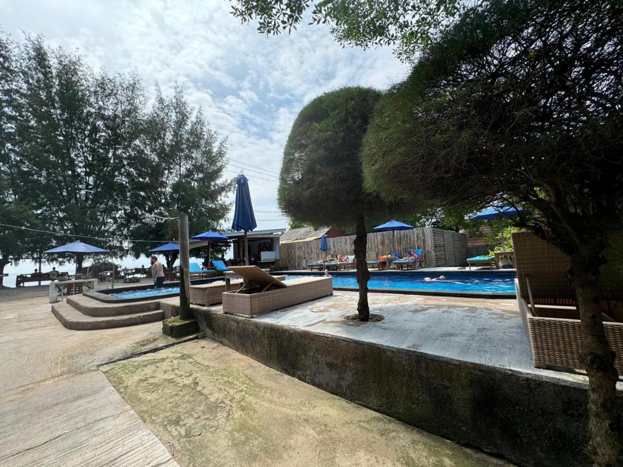 Sandy Beach Bungalows Gili Air Exterior photo