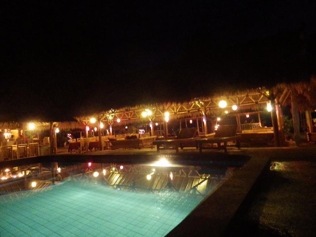 Sandy Beach Bungalows Gili Air Exterior photo