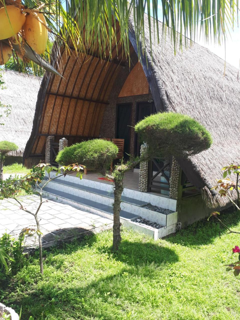 Sandy Beach Bungalows Gili Air Exterior photo